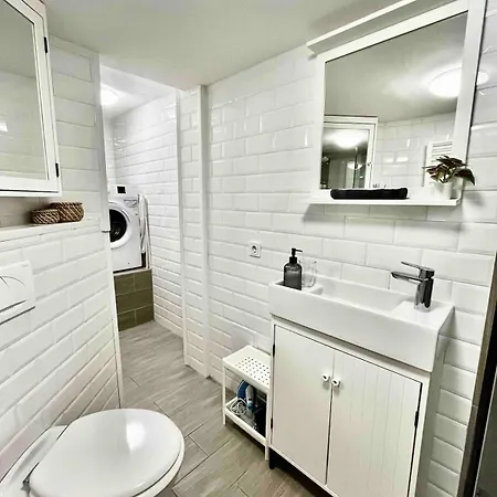 With Ac & Netflix דירה בודפשט