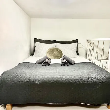 Apartman With Ac & Netflix