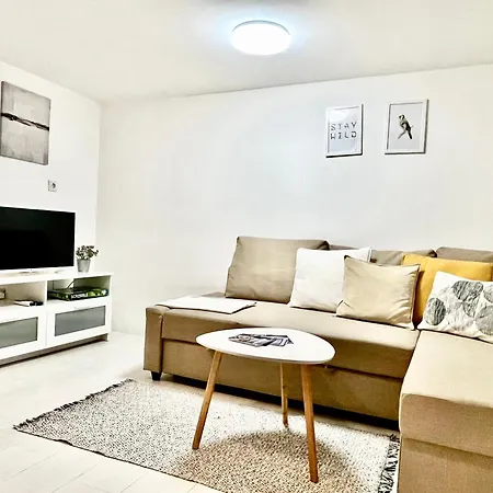 Appartement With Ac & Netflix Boedapest