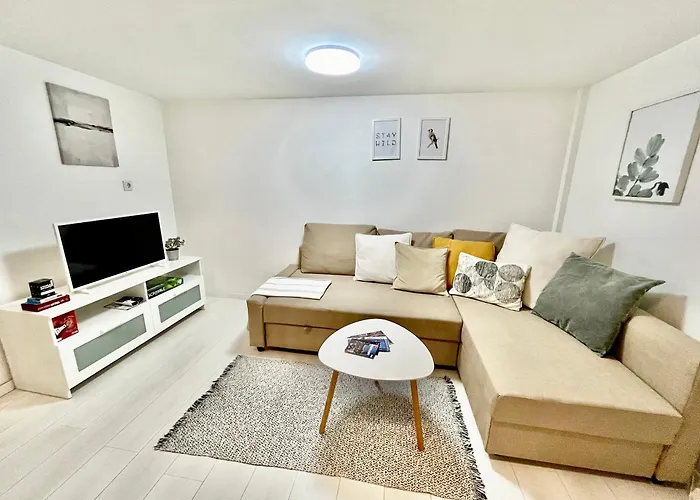 With Ac & Netflix Appartement Boedapest